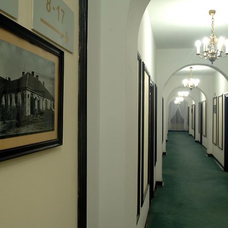Hotel "Zajazd Napoleonski" وارسو المظهر الخارجي الصورة